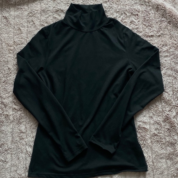 Pre loved Clothes - Picture 7 of 16